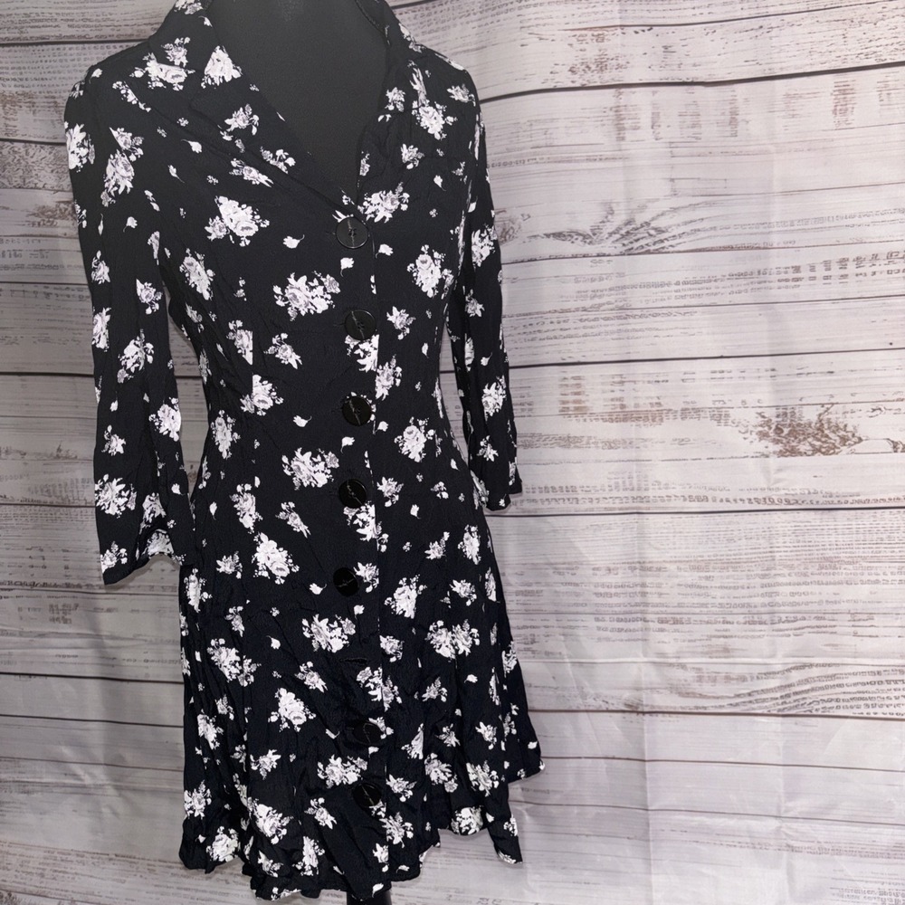 Mango black and white 3/4  sleeve Day dress Mini Size 4